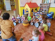 Příběh o bubnu - bubnování ve školce